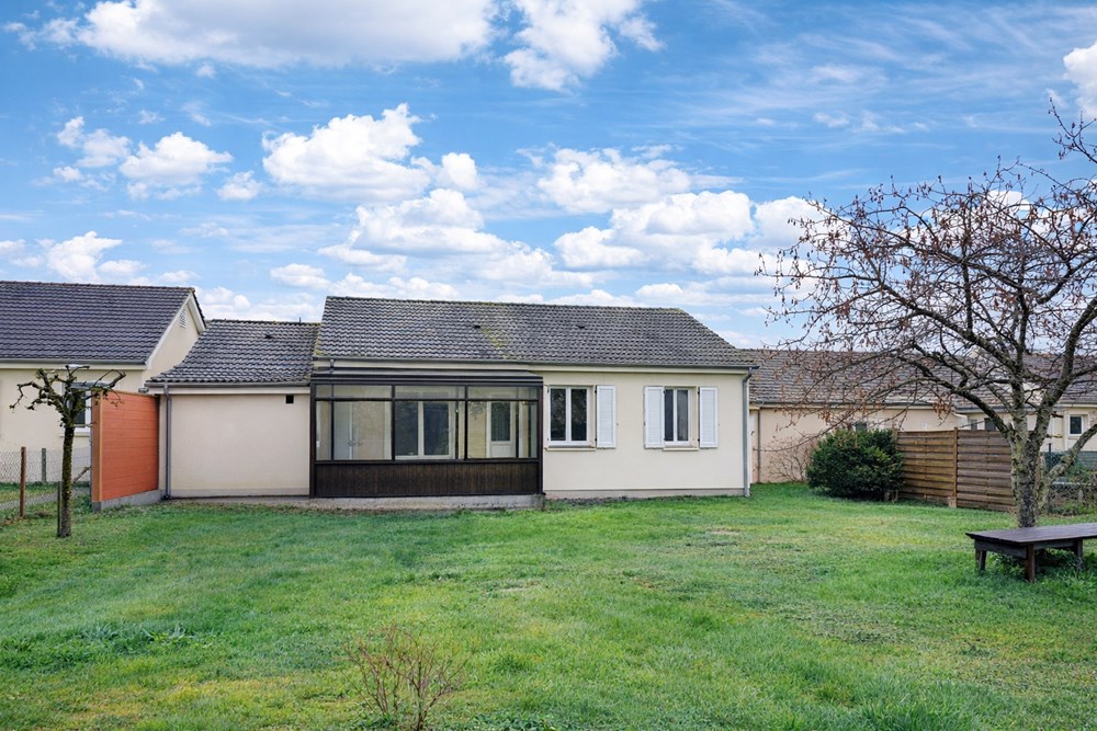 MAISON T3 - BELLE PIECE DE VIE DE 35M² - 2 GRANDES CHAMBRES - TERRAIN 600 M² - AUCUN TRAVAUX - COUP DE COEUR